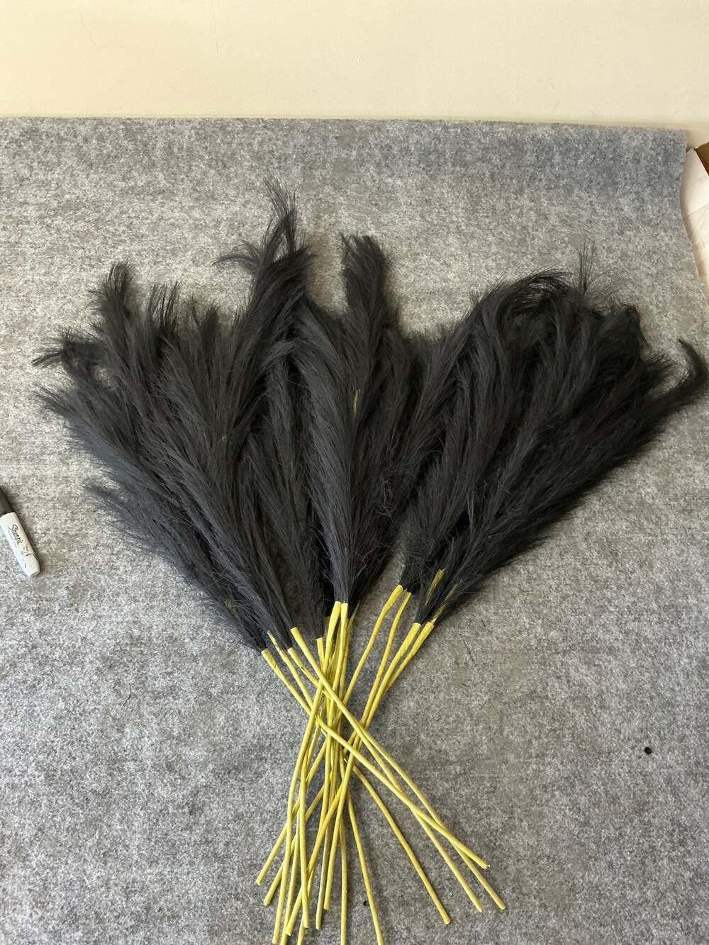 NWOT 16 Piece Bundle Black Faux Pampas Grass Artificial Flowers